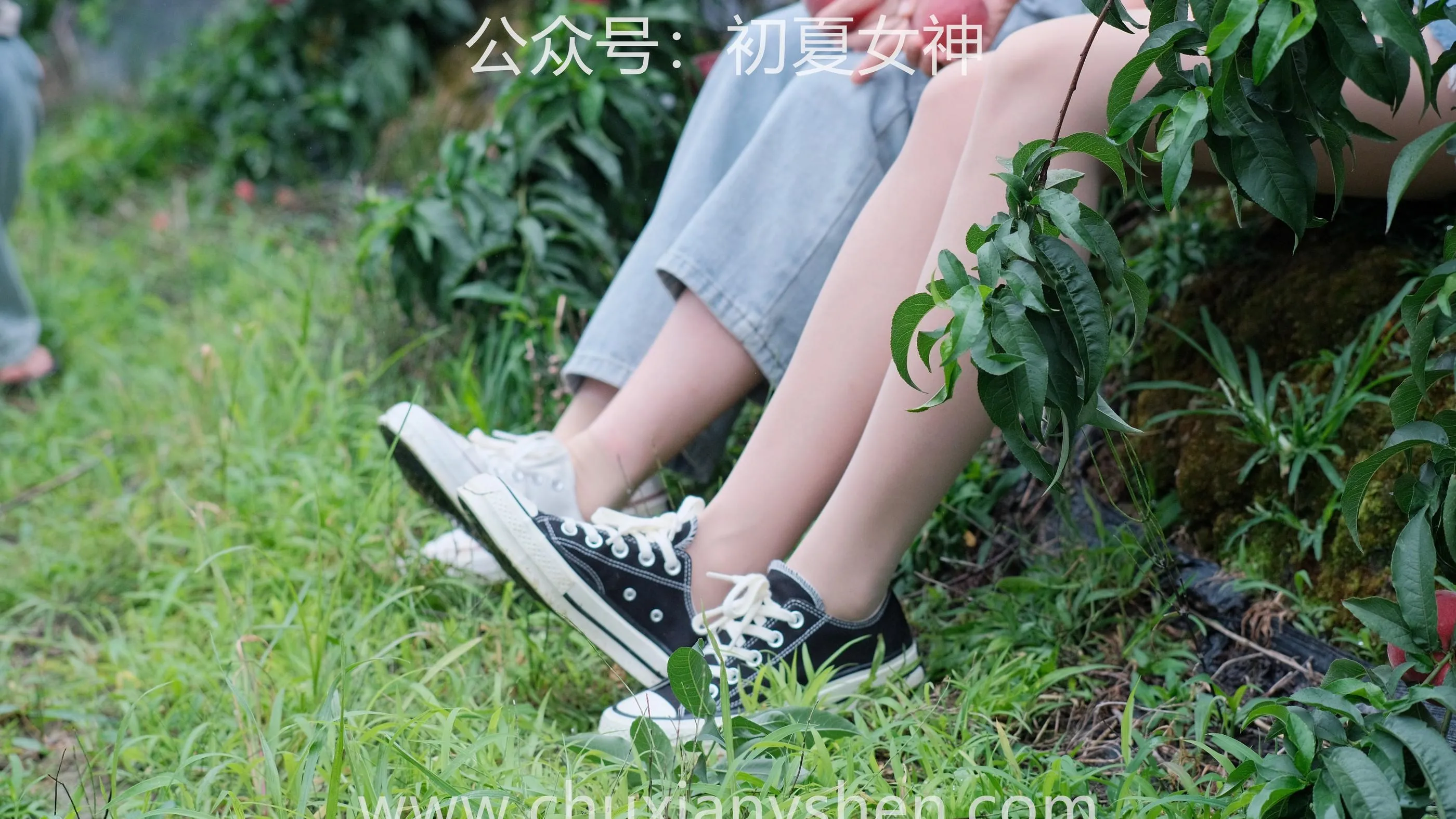 初夏女神 NO.055 双双点点 桃园姐妹 [172P]插图1